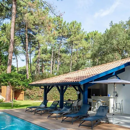 De Luxe Avec Piscine Chauffee, Jacuzzi, Sauna Au Coeur De La Foret Des Landes Villa